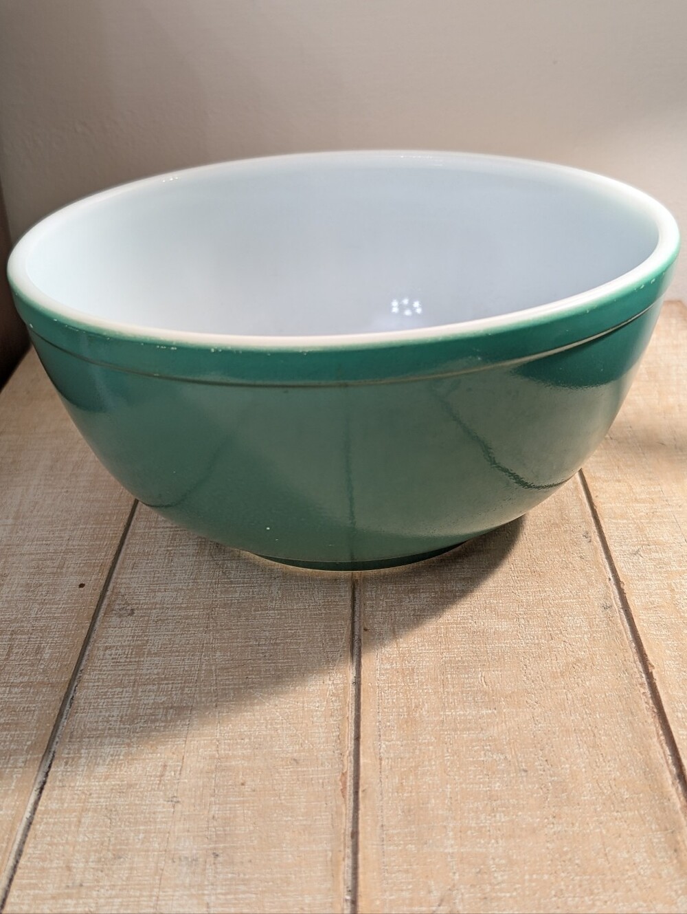 Vintage Pyrex Green Nesting Bowl